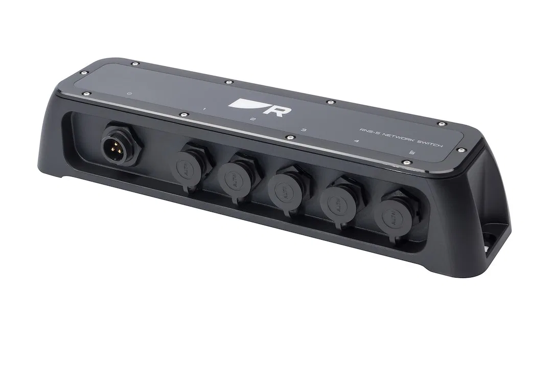 A80731 – RAYMARINE Marine Network Switch, Designed For Expanding Raymarine Integrated Chart Plotter  - view 3